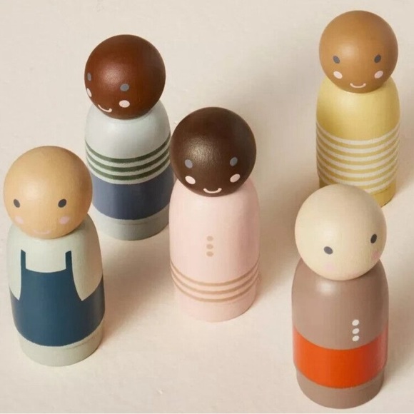Hearth and Hand with Magnolia Toy Pal People Figurine Set 6pc- NEW SOLD OUT - Picture 1 of 3